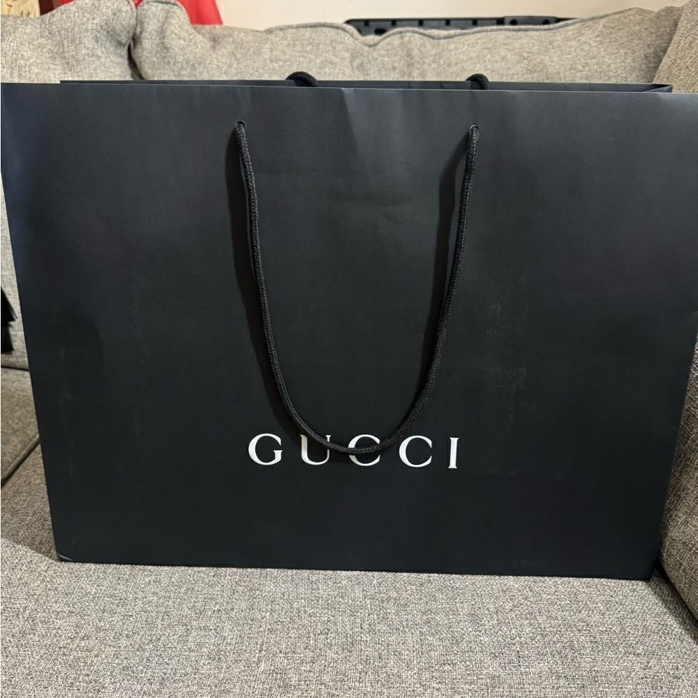 Gucci gift bag